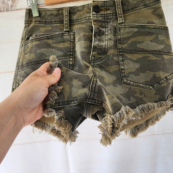 Free People Camo Denim Shorts - Picture 4 of 12